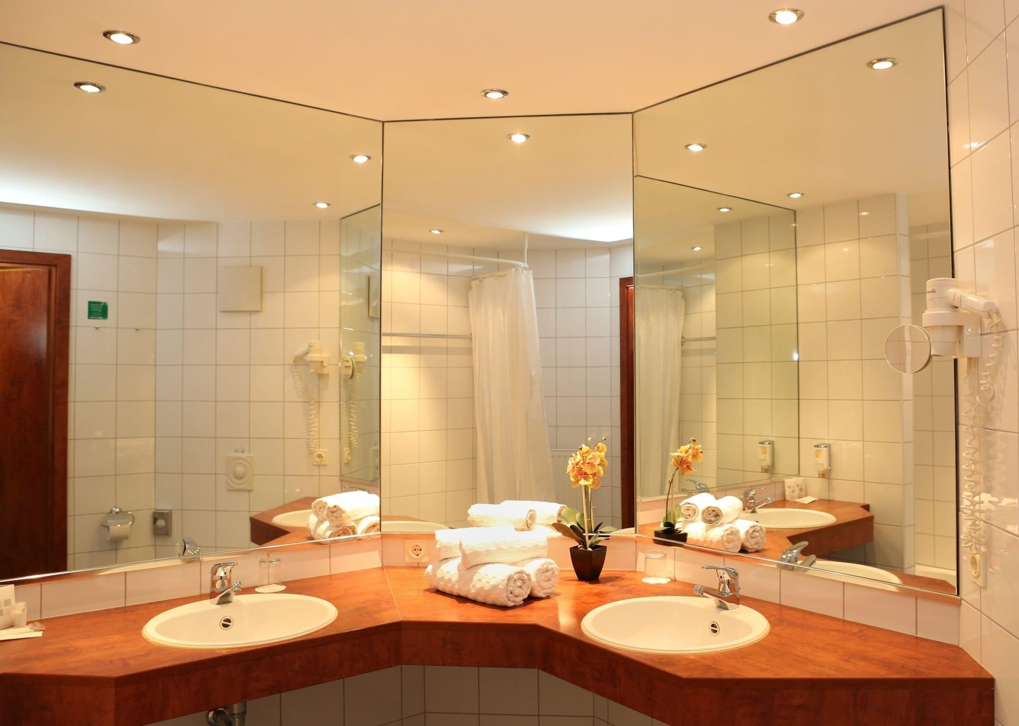 Amedia Frankfurt Russelsheim Trademark Collection By Wyndham Экстерьер фото