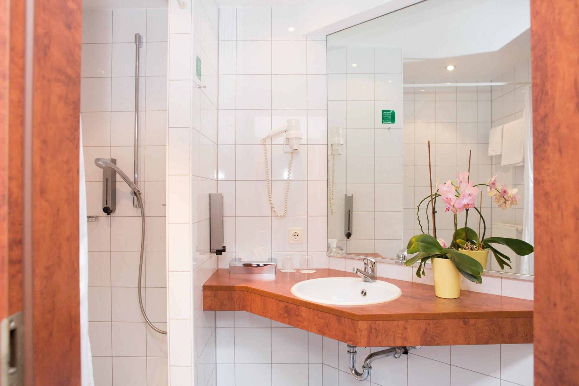 Amedia Frankfurt Russelsheim Trademark Collection By Wyndham Экстерьер фото
