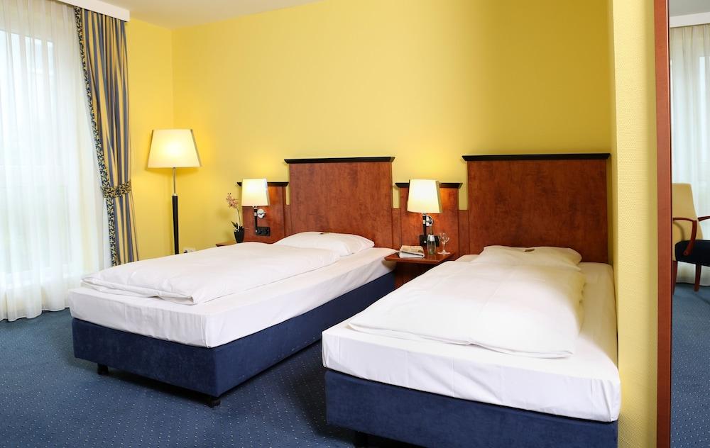 Amedia Frankfurt Russelsheim Trademark Collection By Wyndham Экстерьер фото