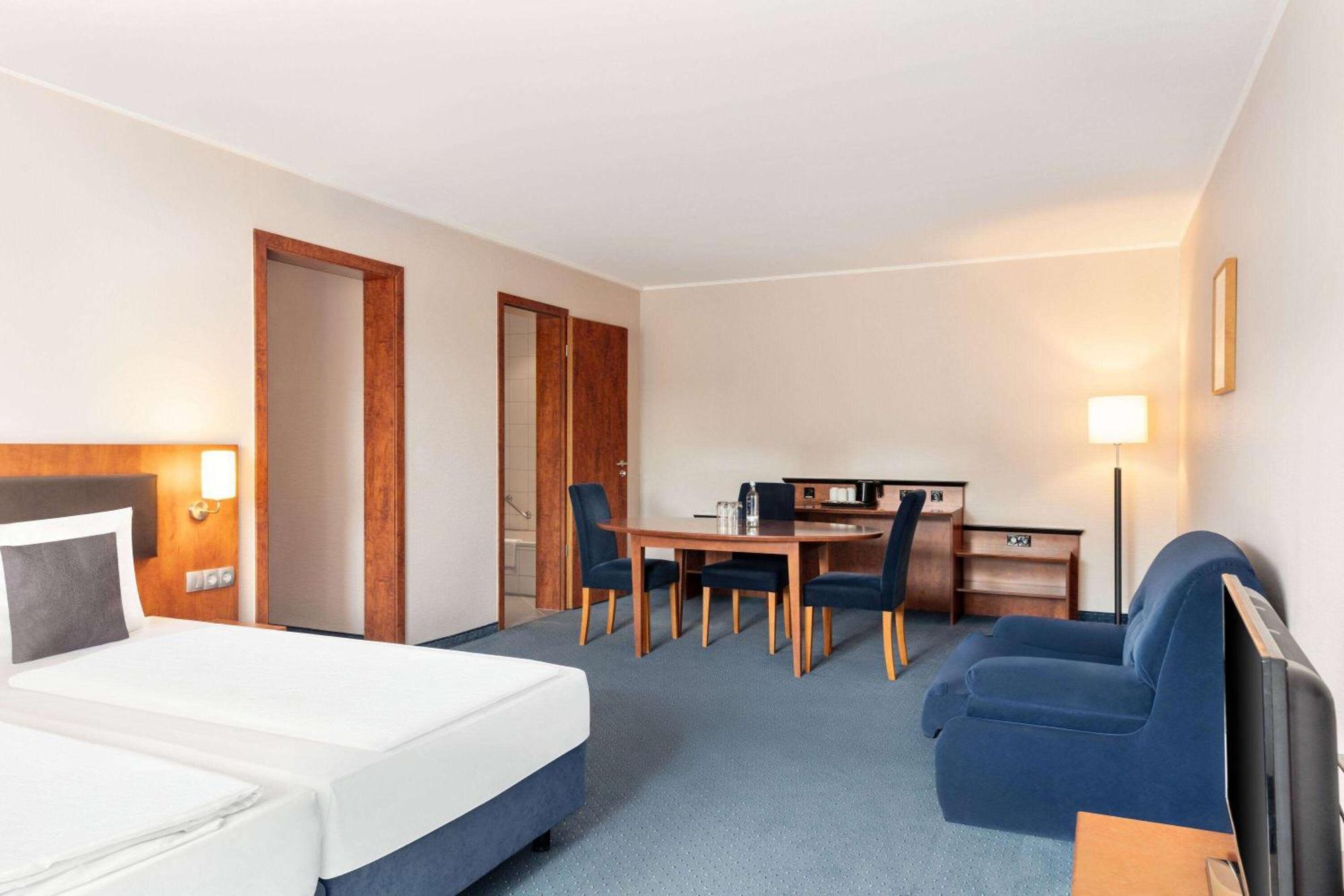 Amedia Frankfurt Russelsheim Trademark Collection By Wyndham Экстерьер фото
